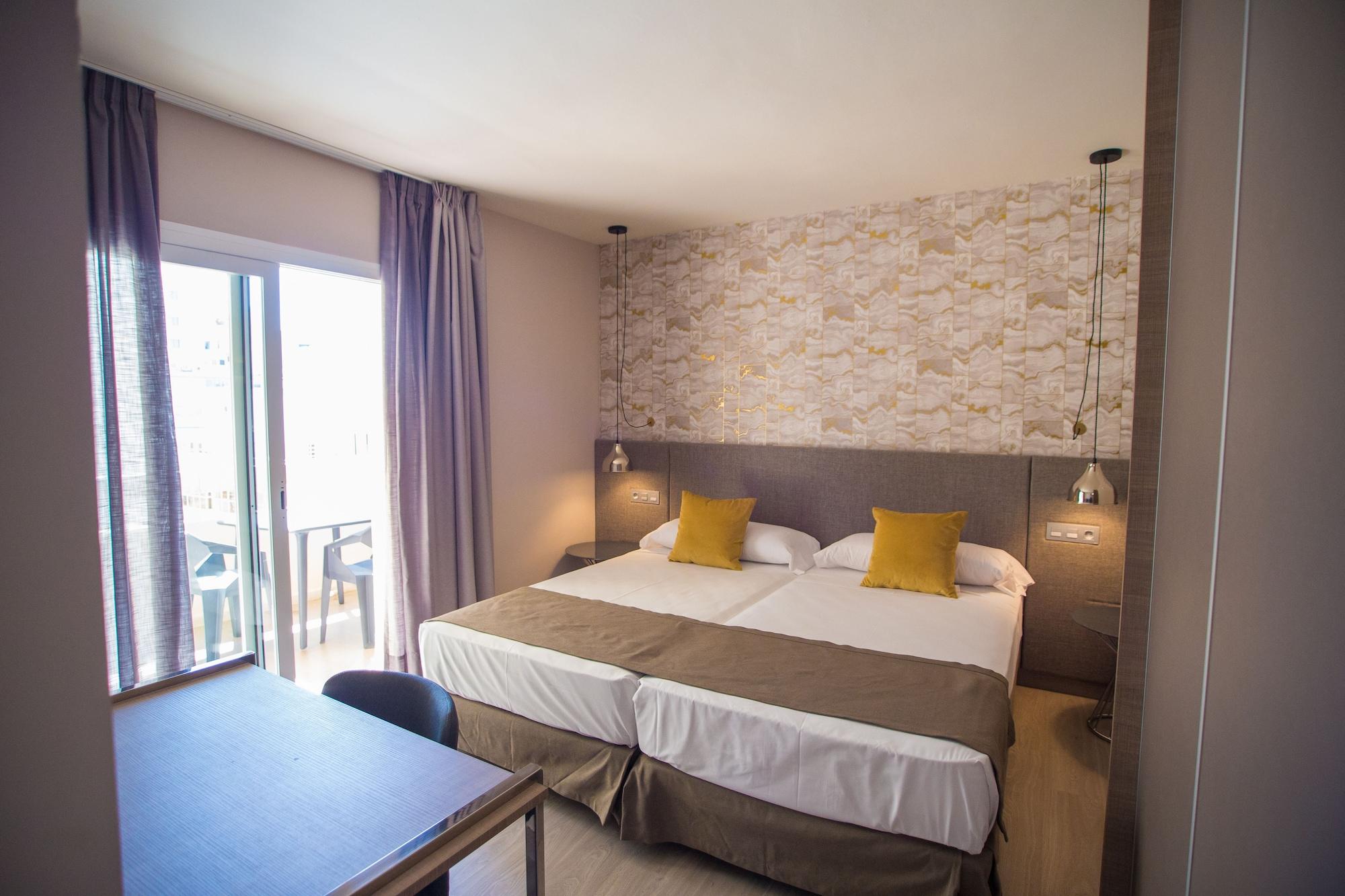 Apartahotel Ona 3*