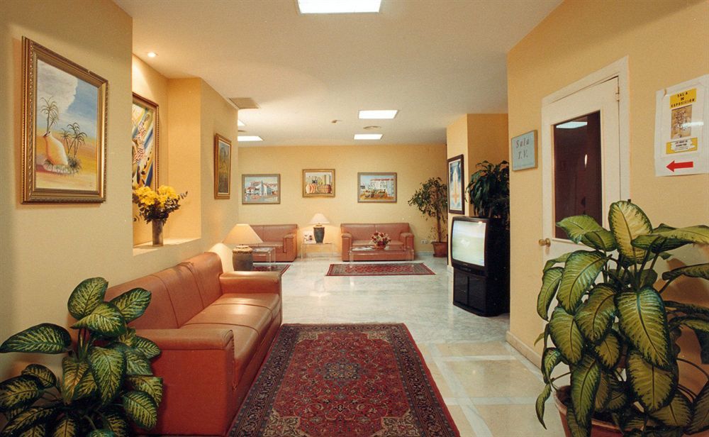 Apartahotel Ona 3*