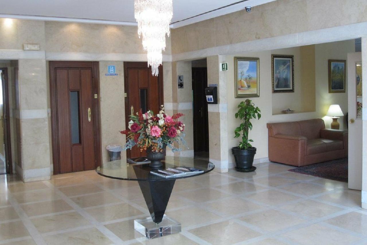 Apartahotel Ona